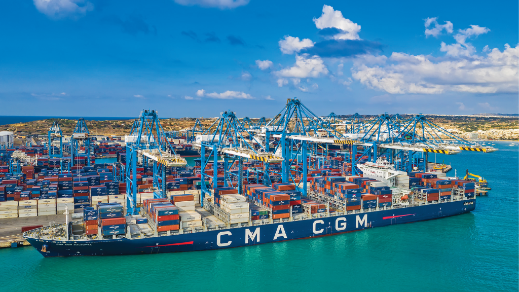 Long-term financial support from ADB can boost economic competitiveness in India by developing world-class mega ports and boosting the efficiency of containerized cargo terminal operations. Photo by: CMA-CGM